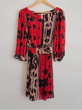 Diane Von Furstenberg Red and Black Printed Pleated Midi Dress